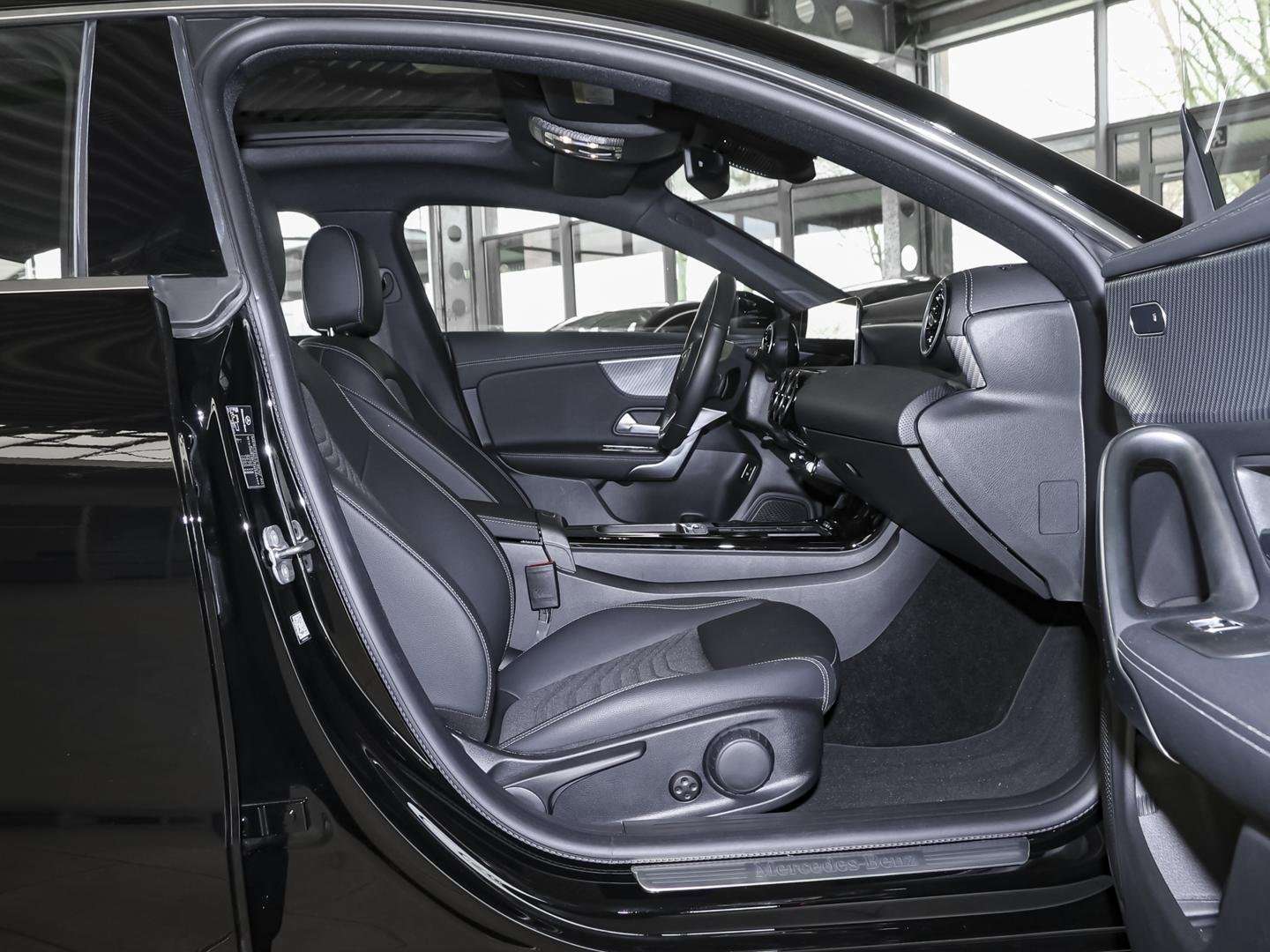 Mercedes CLA 200 Progressive - 2025 - Joinsteer - #5