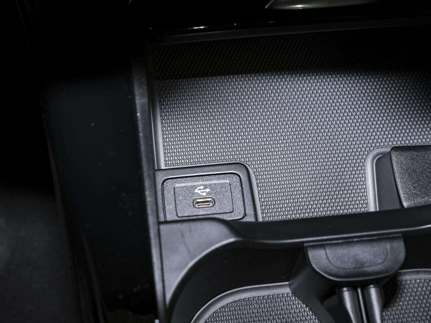 Mercedes CLA 200 - 2024 - Joinsteer - #12