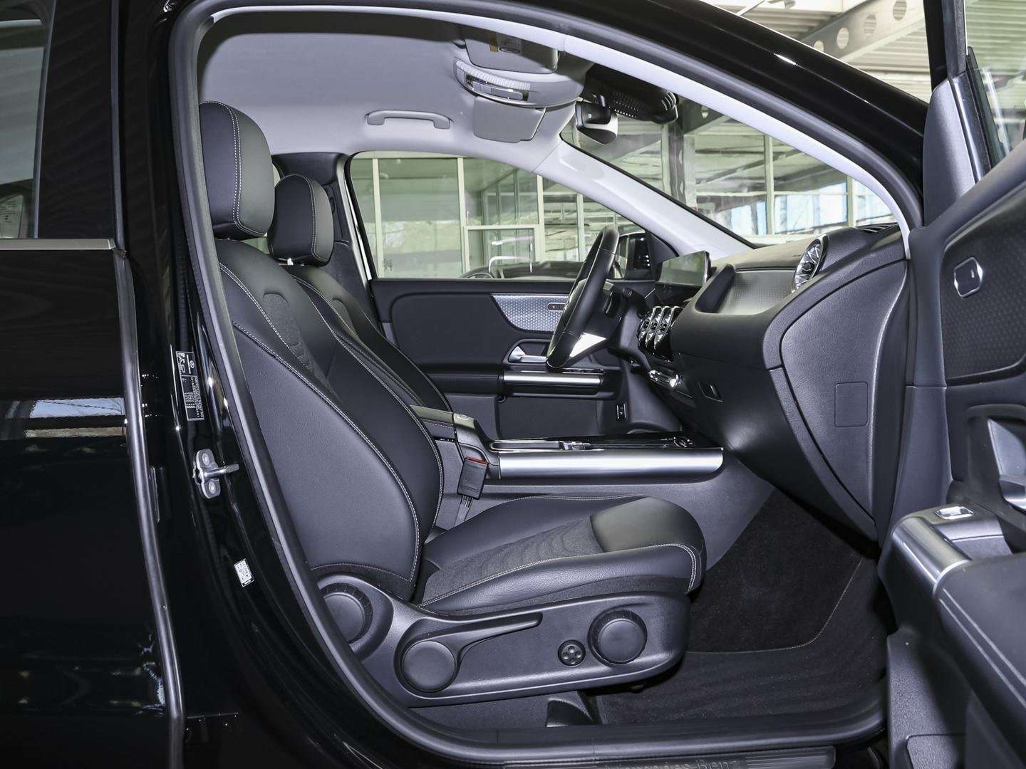 Mercedes GLA 200 Progressive - 2024 - Joinsteer - #5