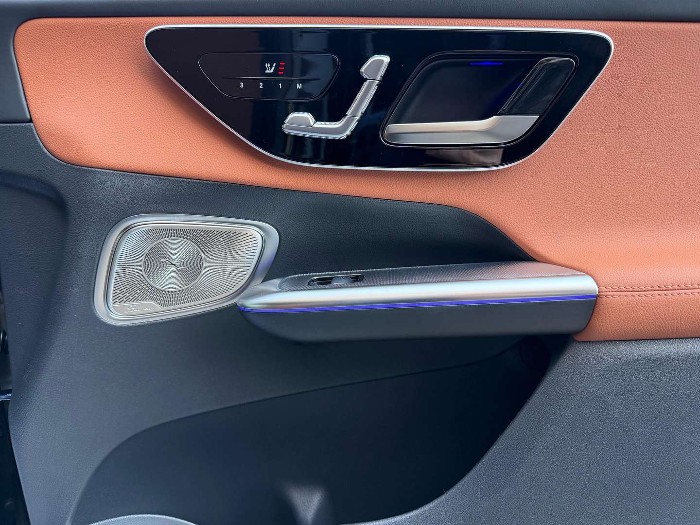 Mercedes GLC Coupé 300 Premium - 2026 - Joinsteer - #17