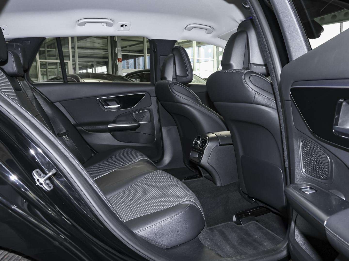 Mercedes Classe C 180 AVANTGARDE - 2023 - Joinsteer - #6