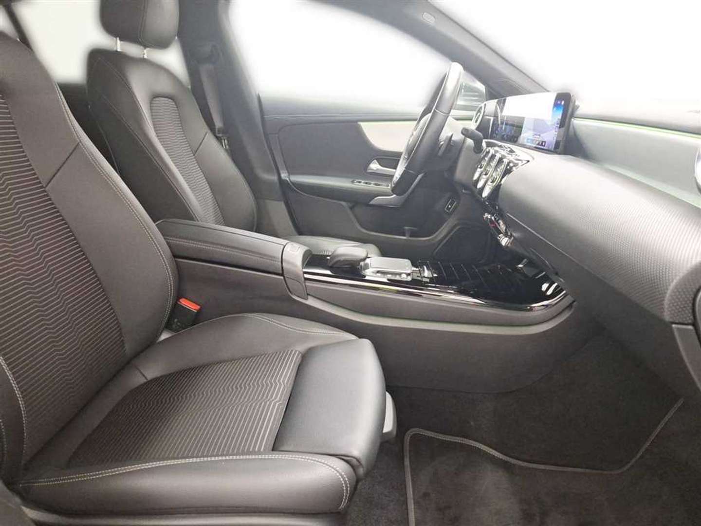 Mercedes CLA Shooting Break 200 Progressive - 2021 - Joinsteer - #18