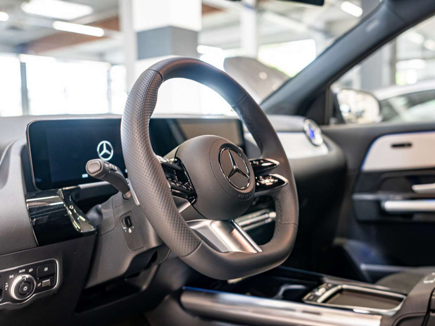 Mercedes GLA 180 AMG Line - 2025 - Joinsteer - #21