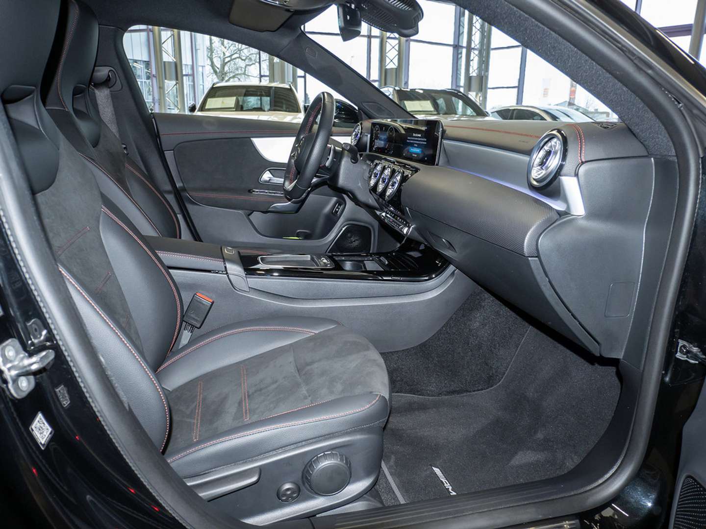Mercedes CLA 200 Coupé 200 Premium - 2024 - Joinsteer - #2