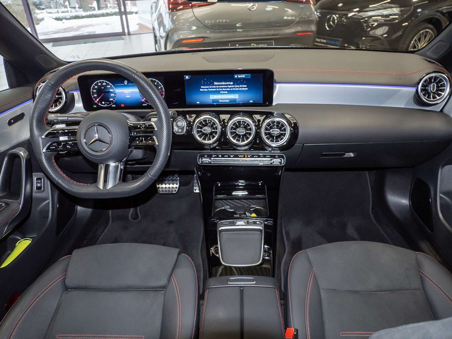 Mercedes CLA 200 Coupé 200 Premium - 2024 - Joinsteer - #8