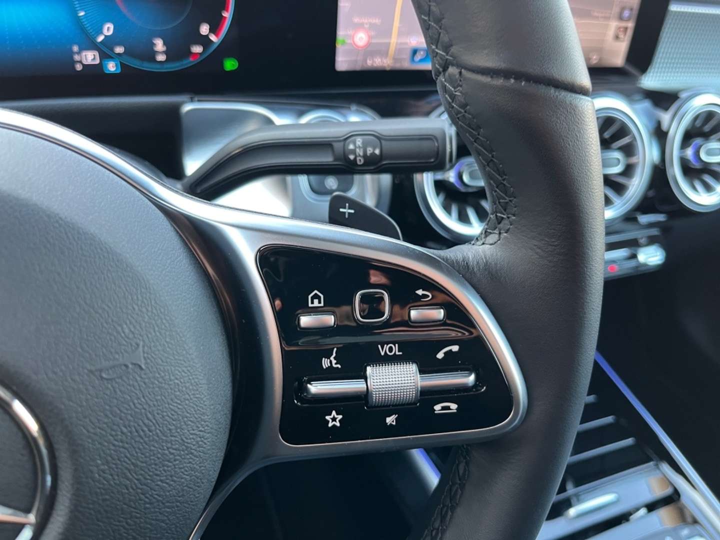 Mercedes GLB 200 Night Edition - 2023 - Joinsteer - #27