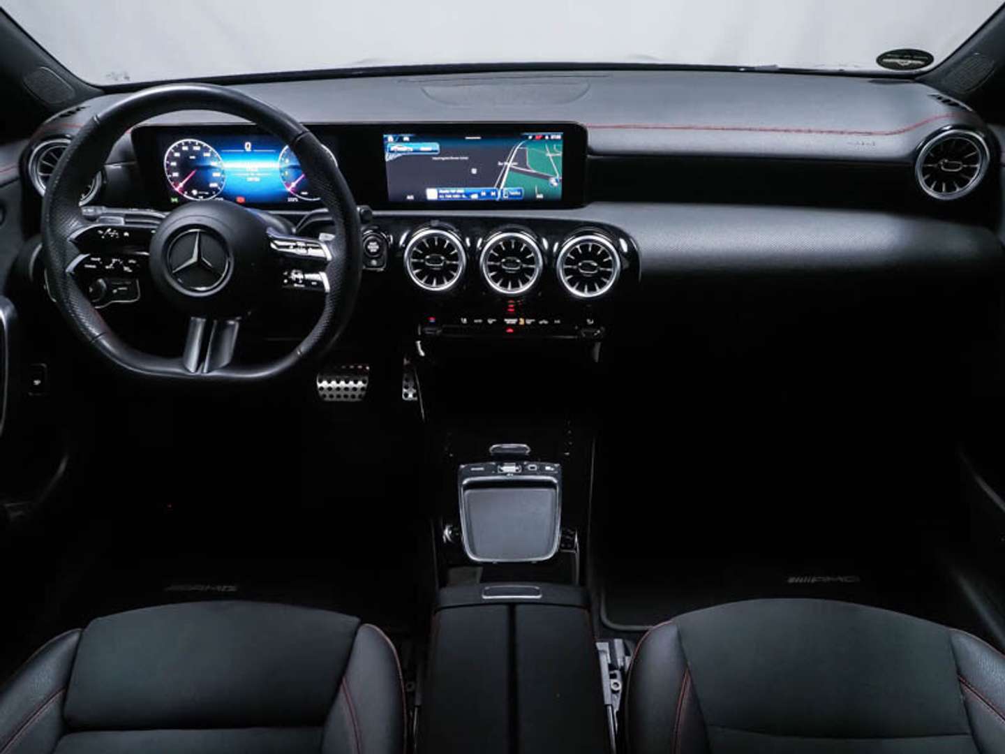 Mercedes CLA 200 AMG Line - 2025 - Joinsteer - #8