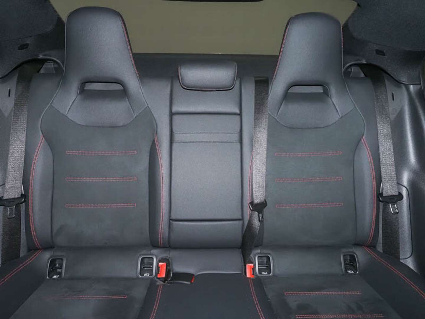 Mercedes CLA 200 AMG Line - 2025 - Joinsteer - #9