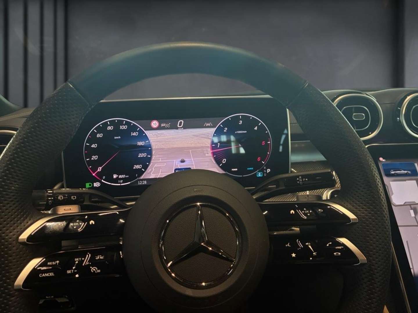 Mercedes Classe C 300 AMG Line - 2025 - Joinsteer - #4