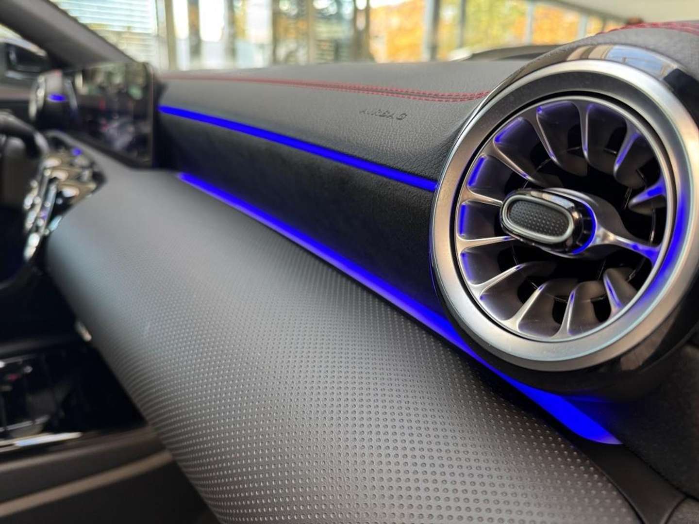 Mercedes CLA Shooting Break 220 AMG Line - 2025 - Joinsteer - #13