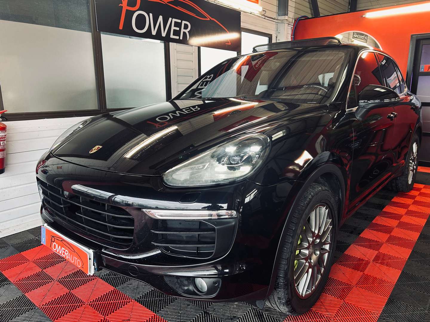 Porsche Cayenne E-Hybrid - 2016 - Joinsteer - #1