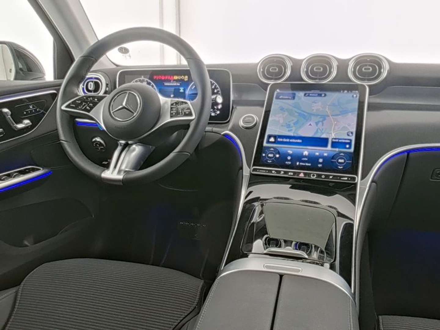 Mercedes GLC 300 Avantgarde - 2025 - Joinsteer - #4