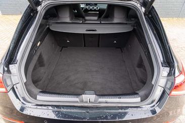 Mercedes CLA Shooting Break 180 AMG Line — photo 16