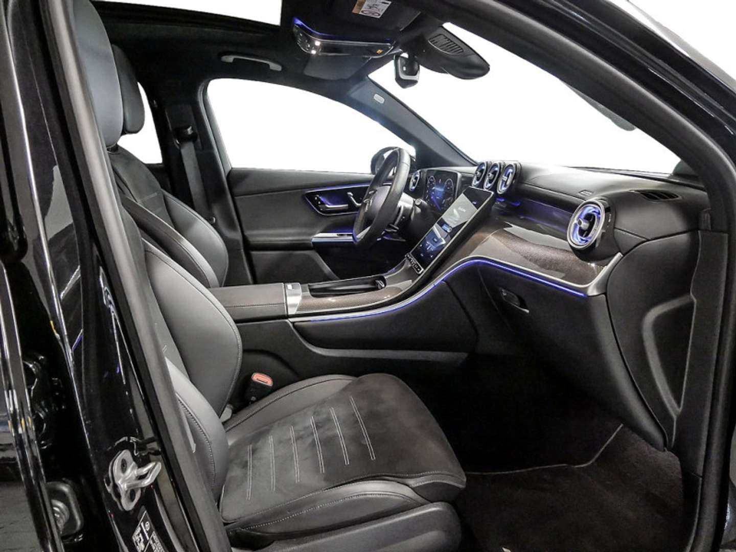 Mercedes GLC Coupé 300 Night Edition - 2024 - Joinsteer - #4