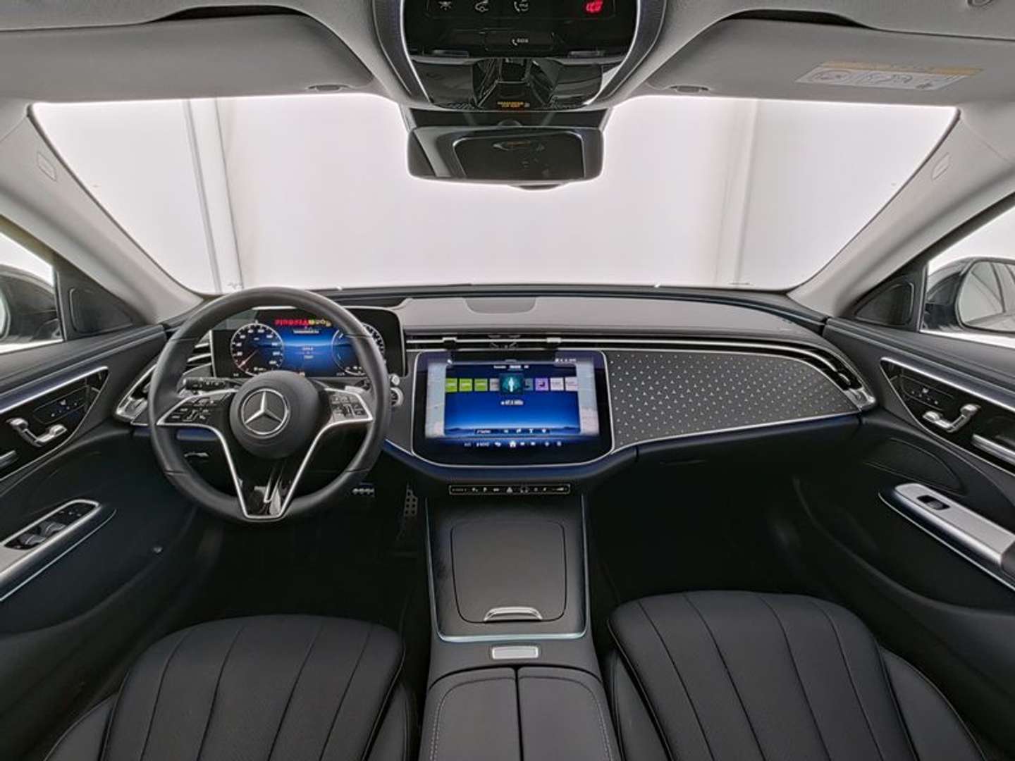 Mercedes Classe E 300 - 2025 - Joinsteer - #5