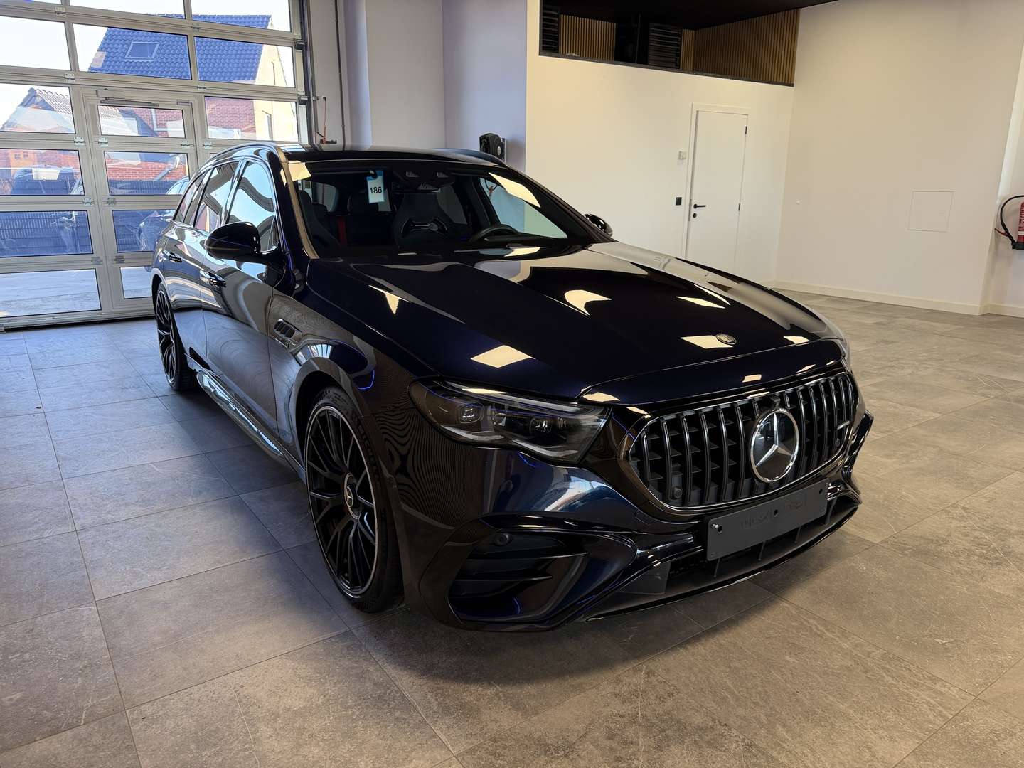 Mercedes Classe E 53 AMG 53 Night Edition - 2025 - Joinsteer - #3