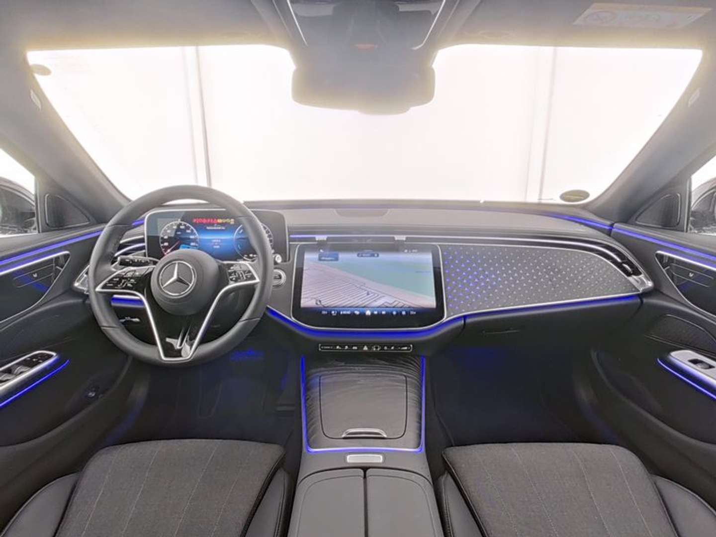 Mercedes Classe E 300 Avantgarde - 2025 - Joinsteer - #6