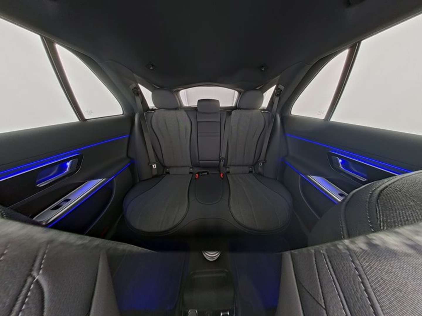 Mercedes Classe E 300 Avantgarde - 2025 - Joinsteer - #7