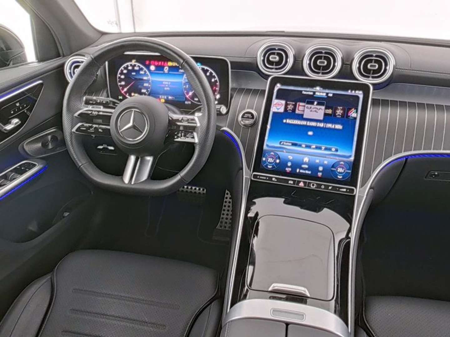 Mercedes GLC 300 Night Edition - 2025 - Joinsteer - #4