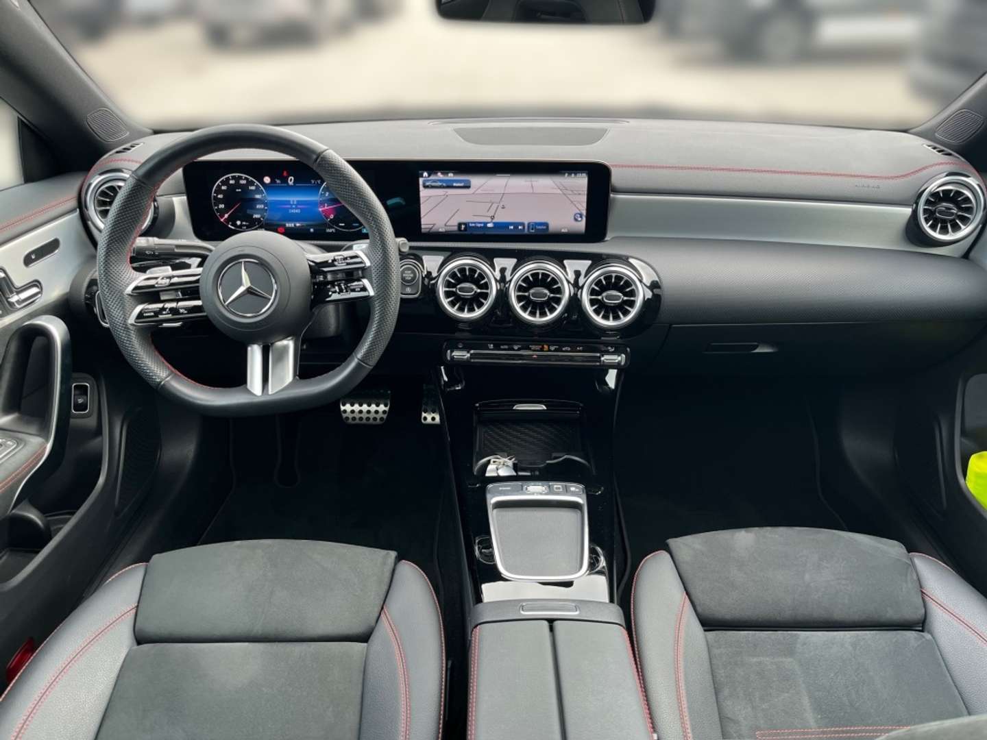 Mercedes CLA 200 Coupé 200 AMG Line - 2024 - Joinsteer - #11