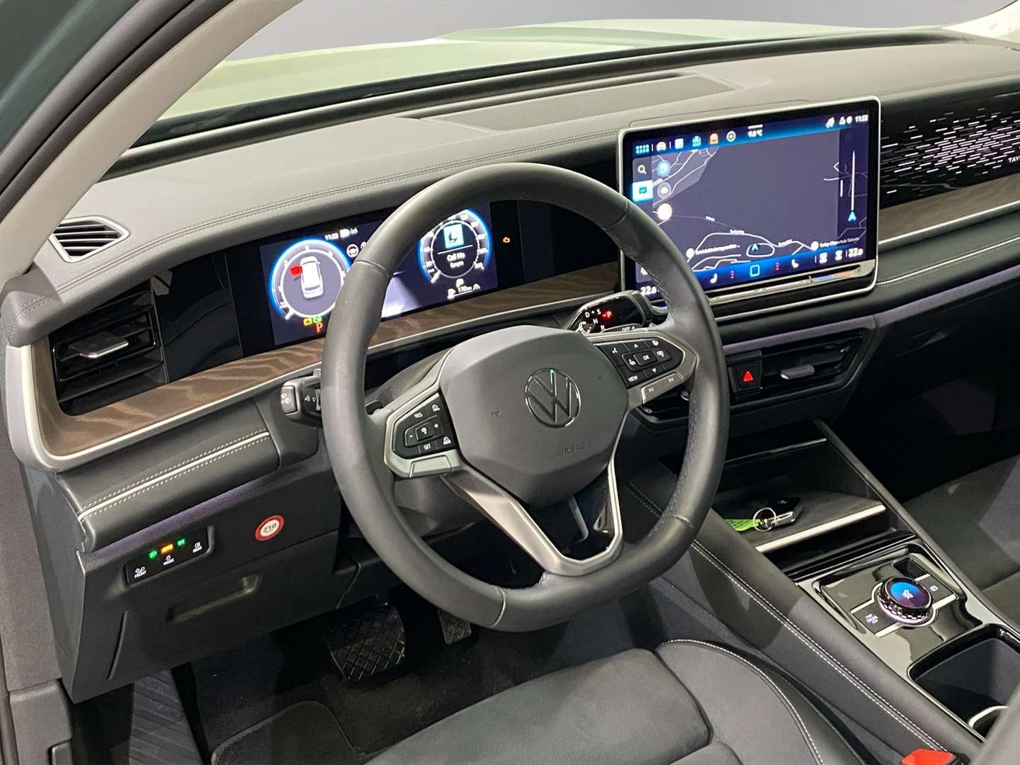 Volkswagen Tayron TDI 4Motion Elegance - 2025 - Joinsteer - #3