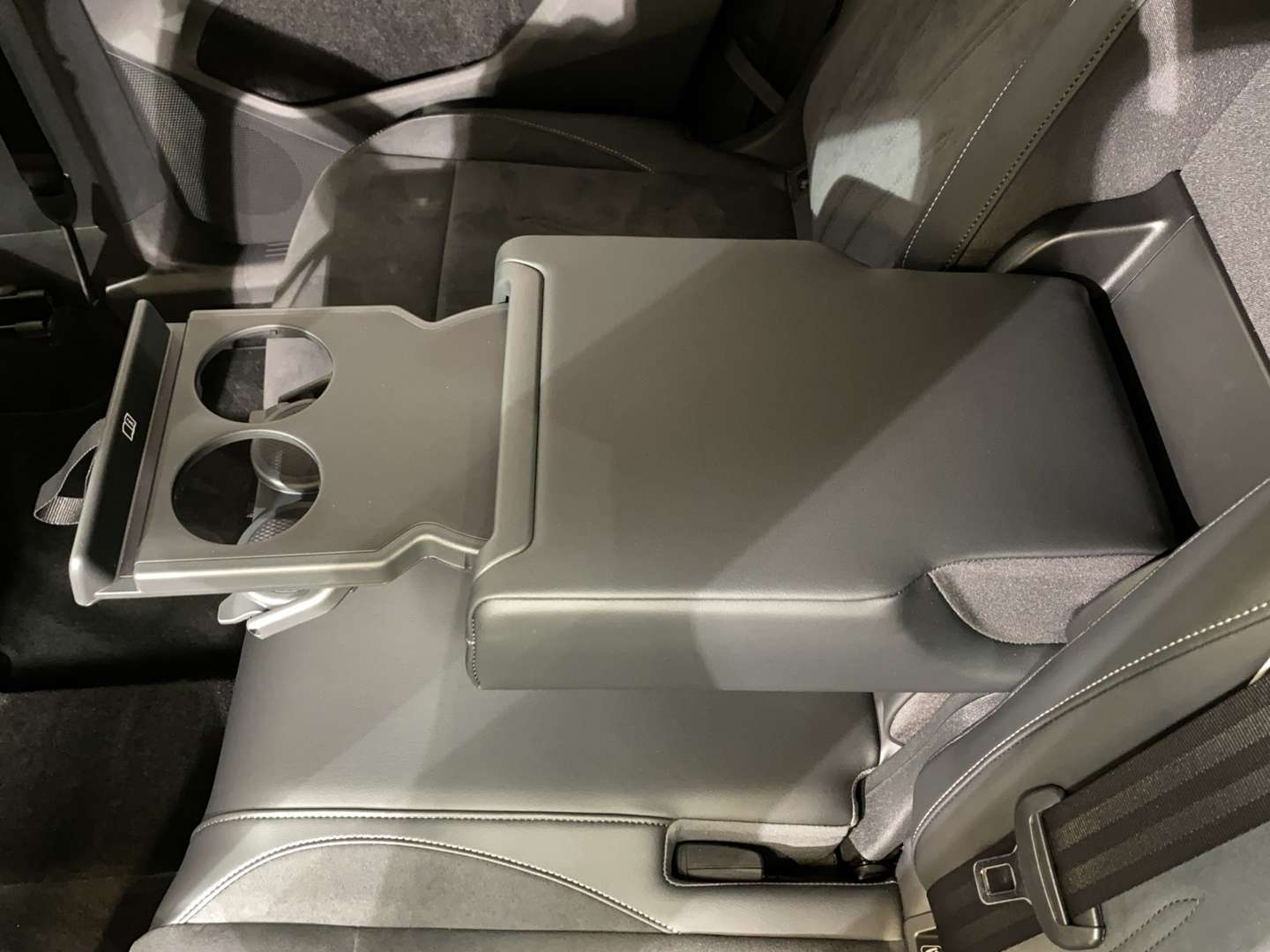 Volkswagen Tayron TDI 4Motion Elegance - 2025 - Joinsteer - #9