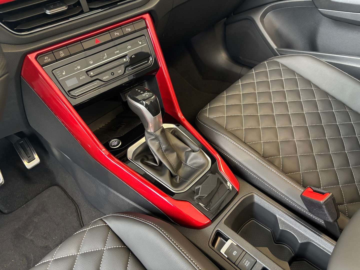 Volkswagen T-Roc R-Line - 2026 - Joinsteer - #5