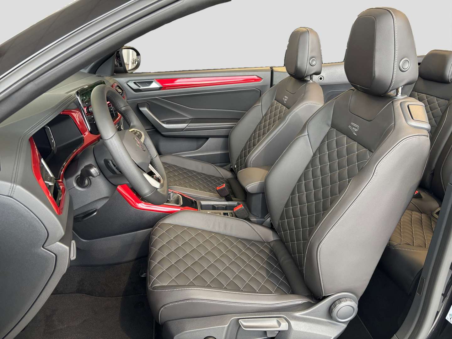 Volkswagen T-Roc R-Line - 2026 - Joinsteer - #7