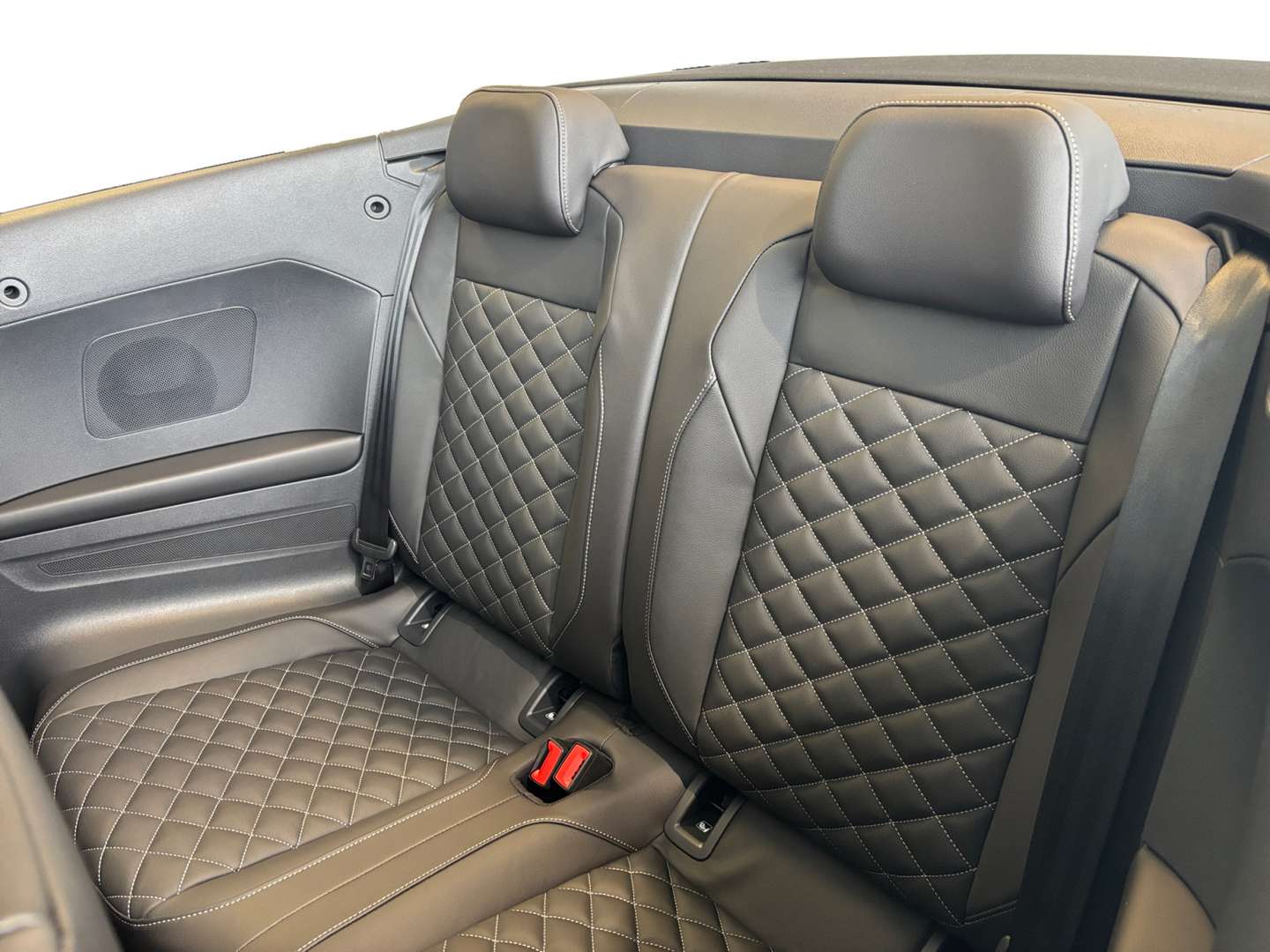 Volkswagen T-Roc R-Line - 2026 - Joinsteer - #8