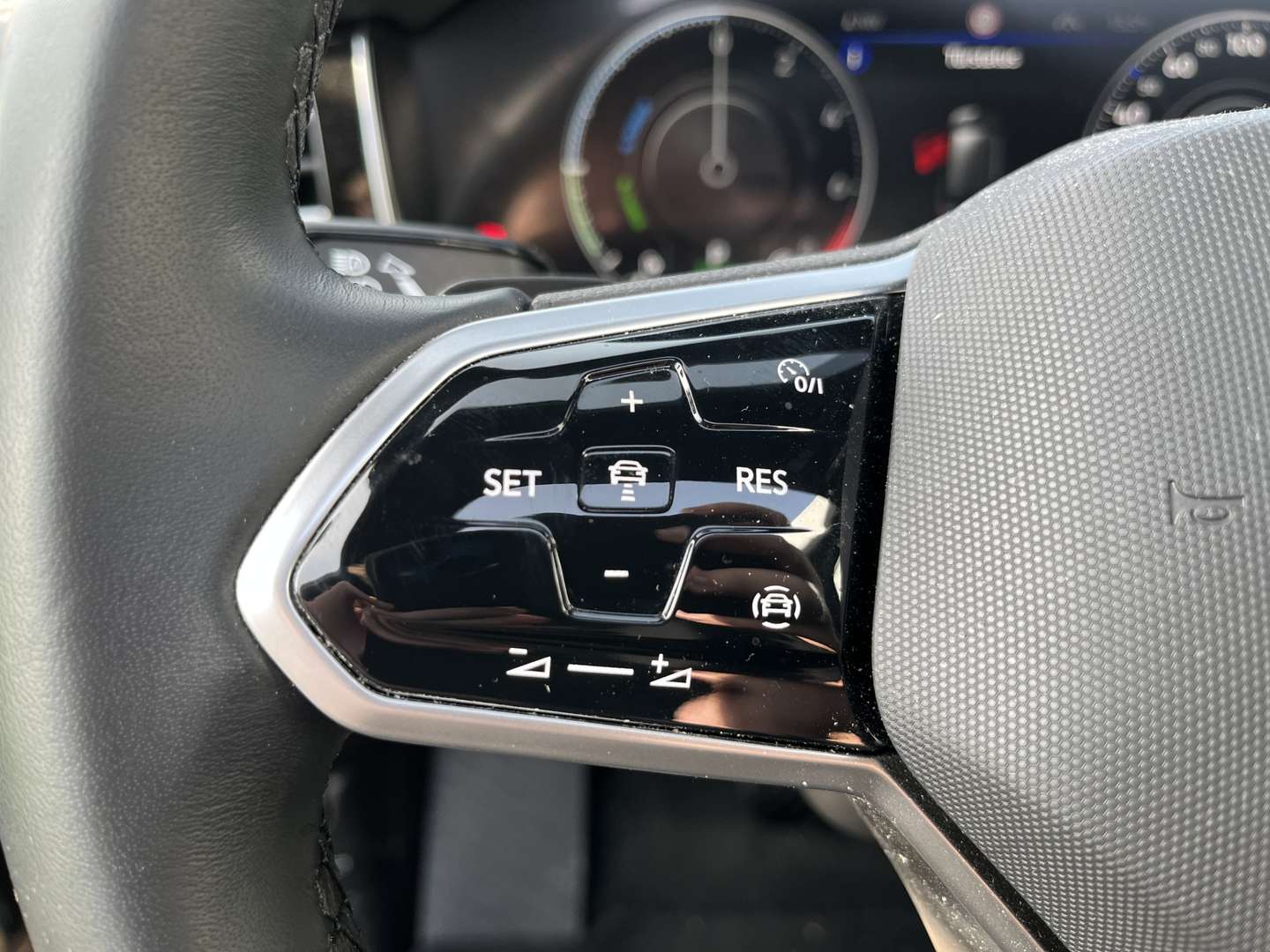 Volkswagen Touareg EHybrid 4Motion Elegance - 2022 - Joinsteer - #11