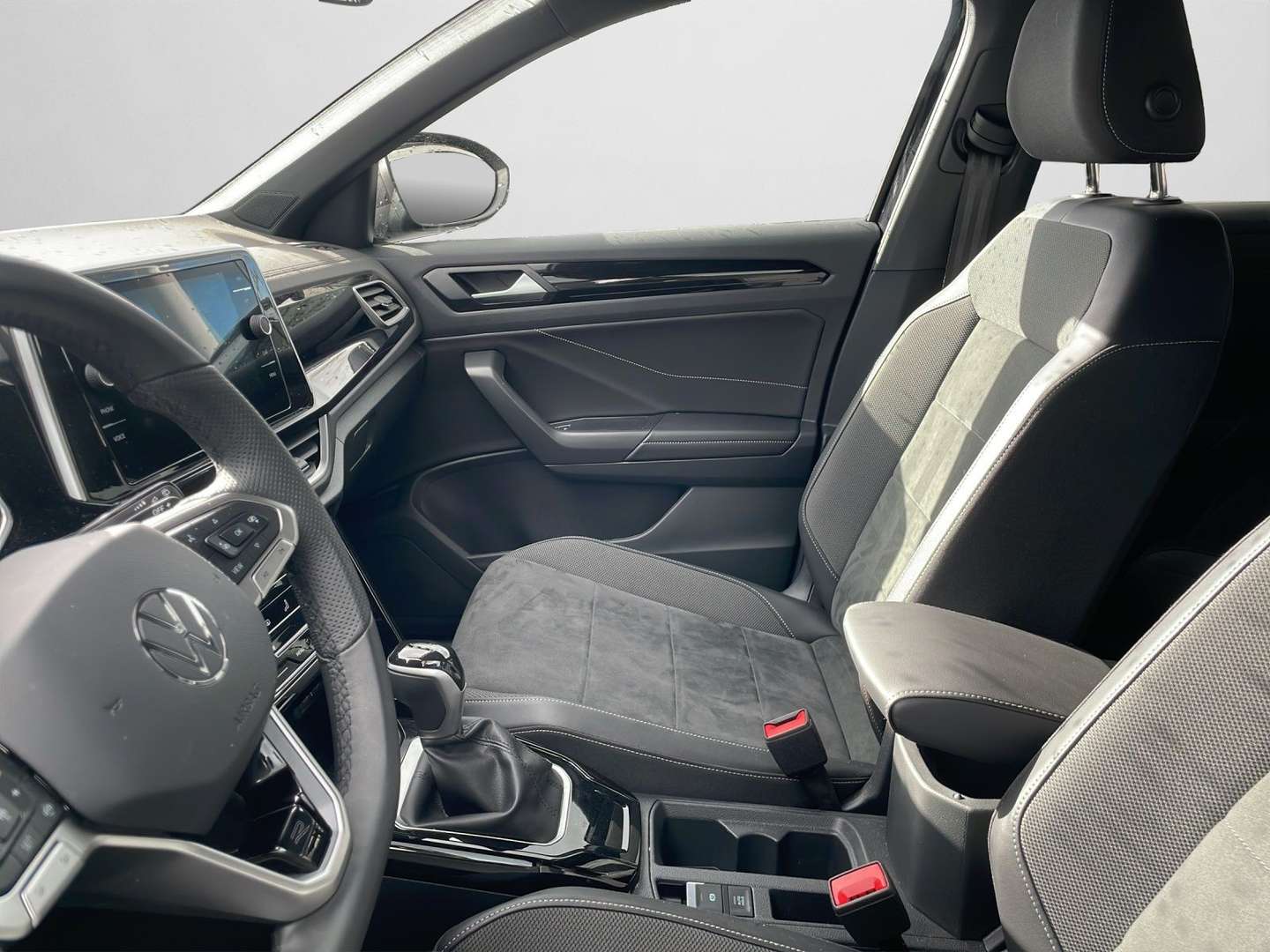 Volkswagen T-Roc R-Line - 2025 - Joinsteer - #9