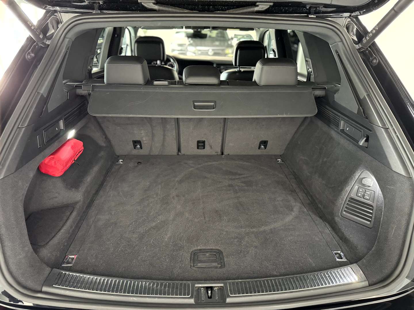 Volkswagen Touareg 4Motion R-Line - 2022 - Joinsteer - #7