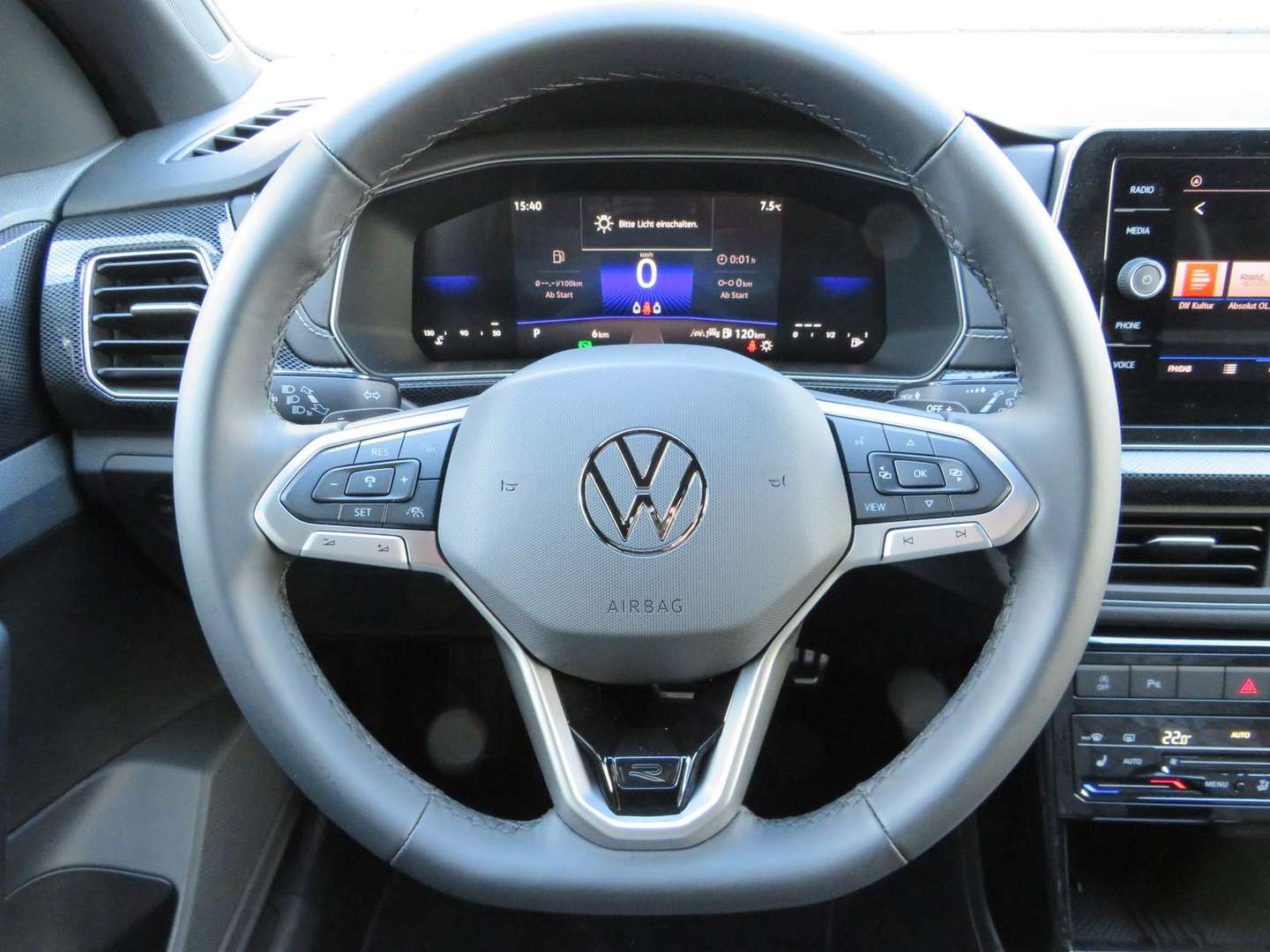 Volkswagen T-CROSS R-Line - 2026 - Joinsteer - #13
