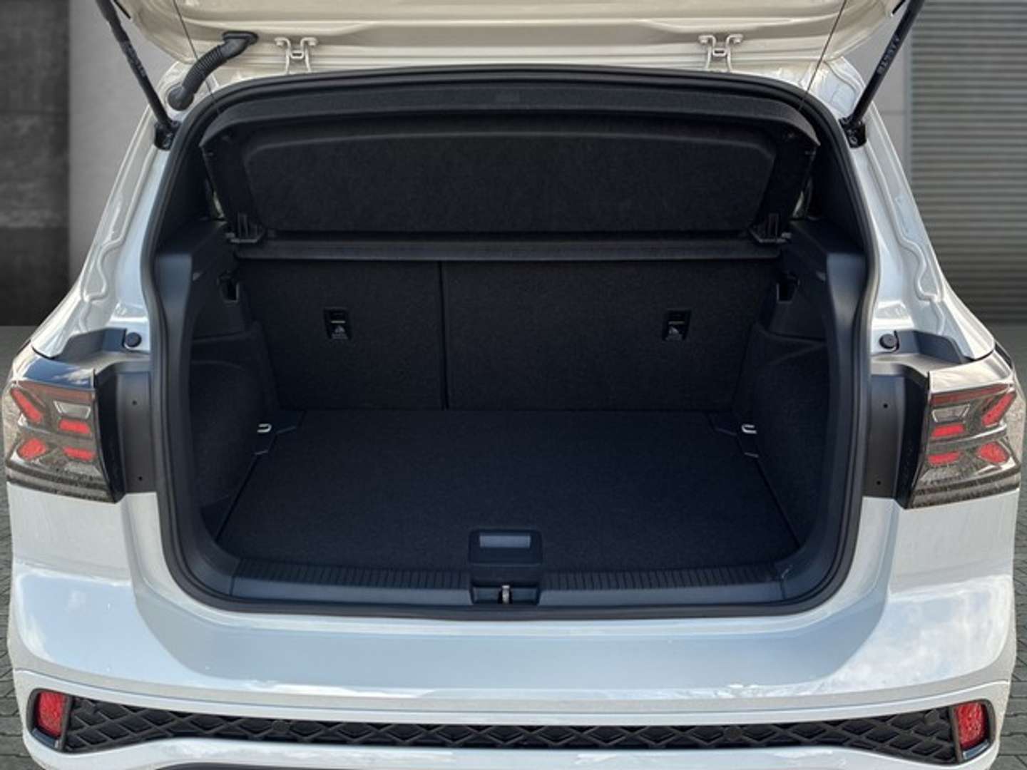 Volkswagen T-CROSS R-Line - 2024 - Joinsteer - #7