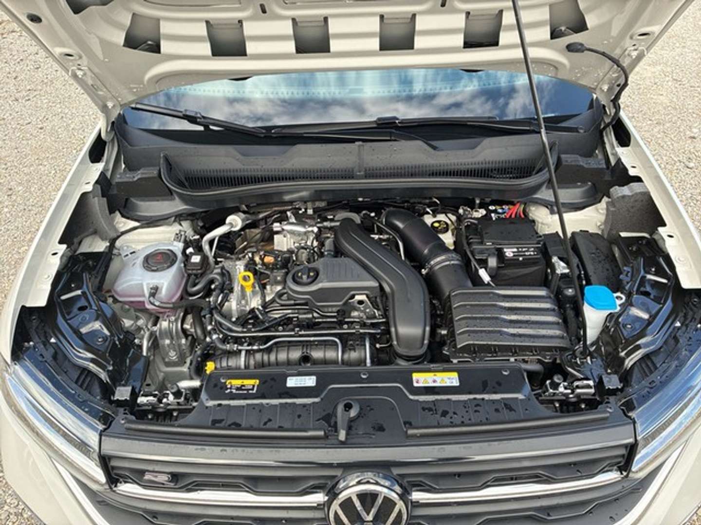 Volkswagen T-CROSS R-Line - 2024 - Joinsteer - #10