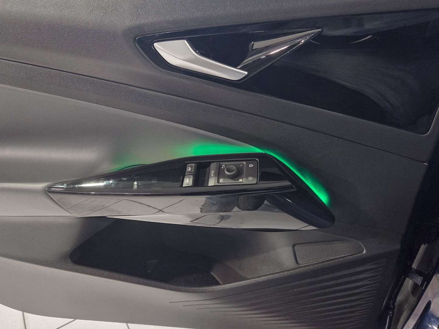 Volkswagen ID.4 Performance - 2025 - Joinsteer - #12