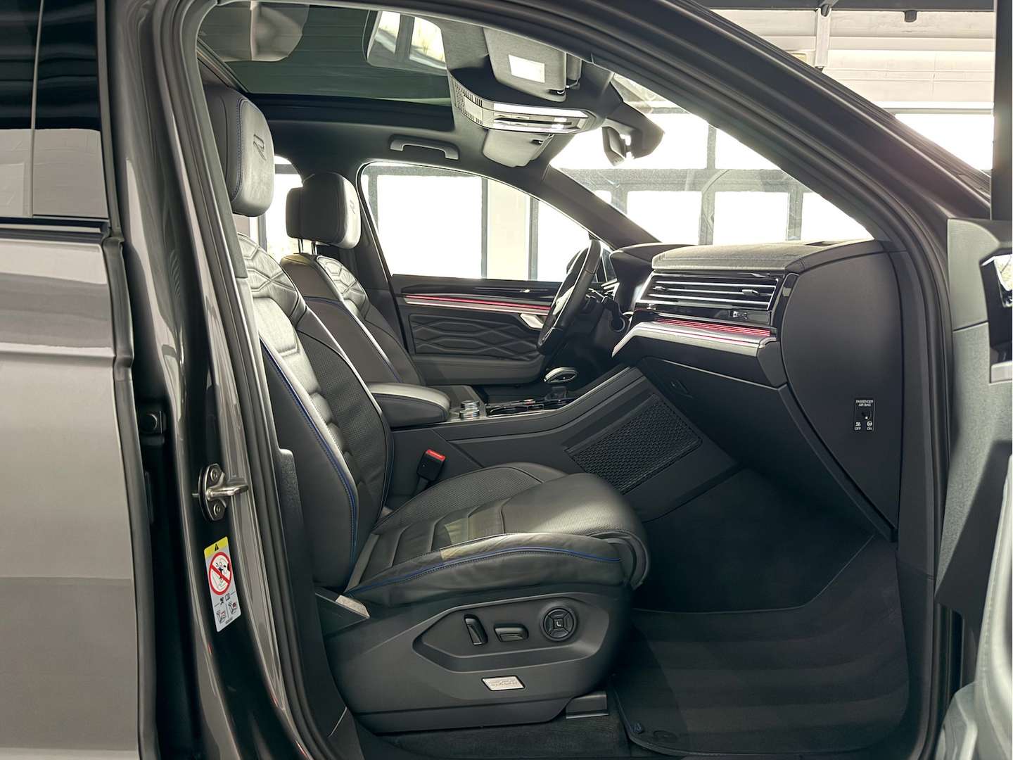 Volkswagen Touareg 4Motion Black Style - 2022 - Joinsteer - #11