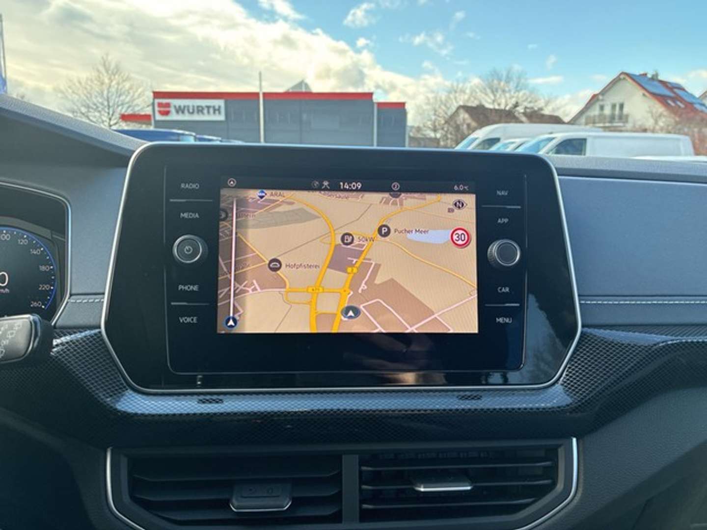 Volkswagen T-CROSS TSI Style - 2024 - Joinsteer - #15