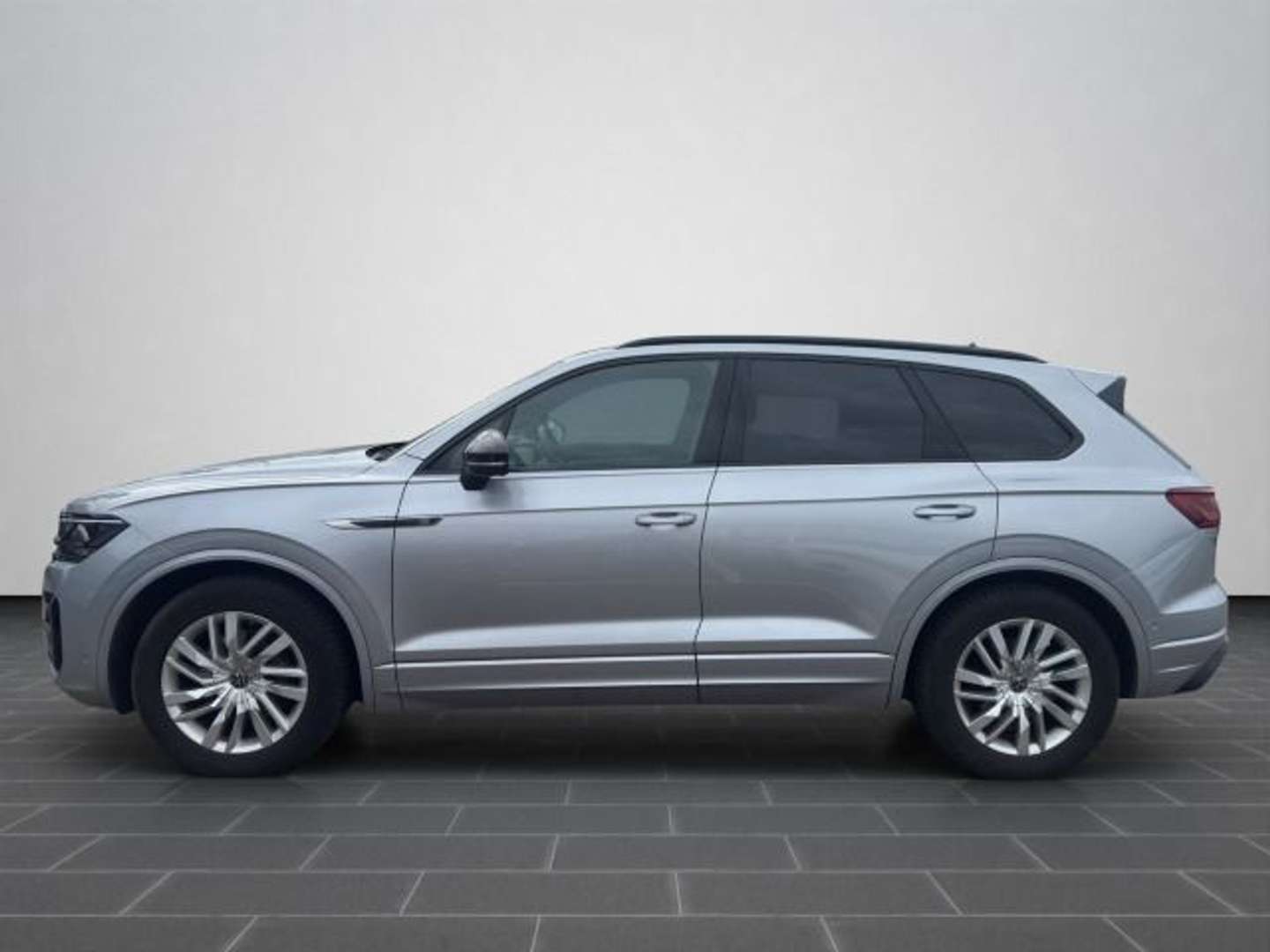Volkswagen Touareg 4Motion R-Line - 2022 - Joinsteer - #7