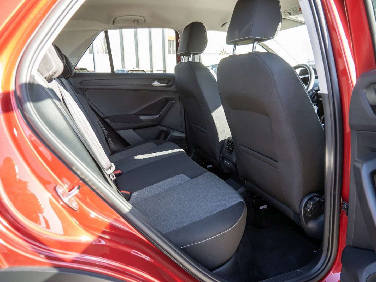 Volkswagen T-Roc TSI Move - 2024 - Joinsteer - #7