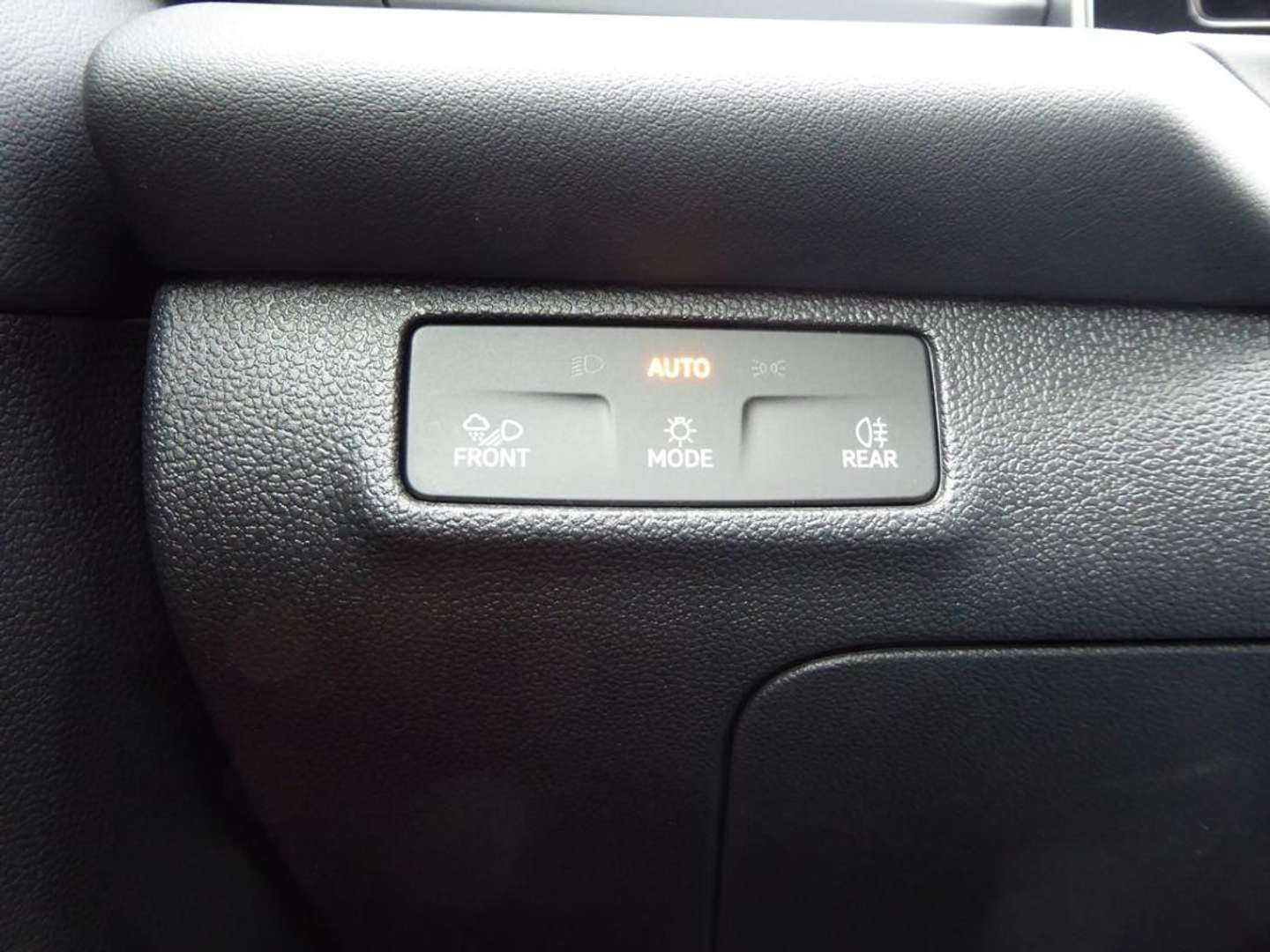 Volkswagen T-Roc R-Line - 2025 - Joinsteer - #14