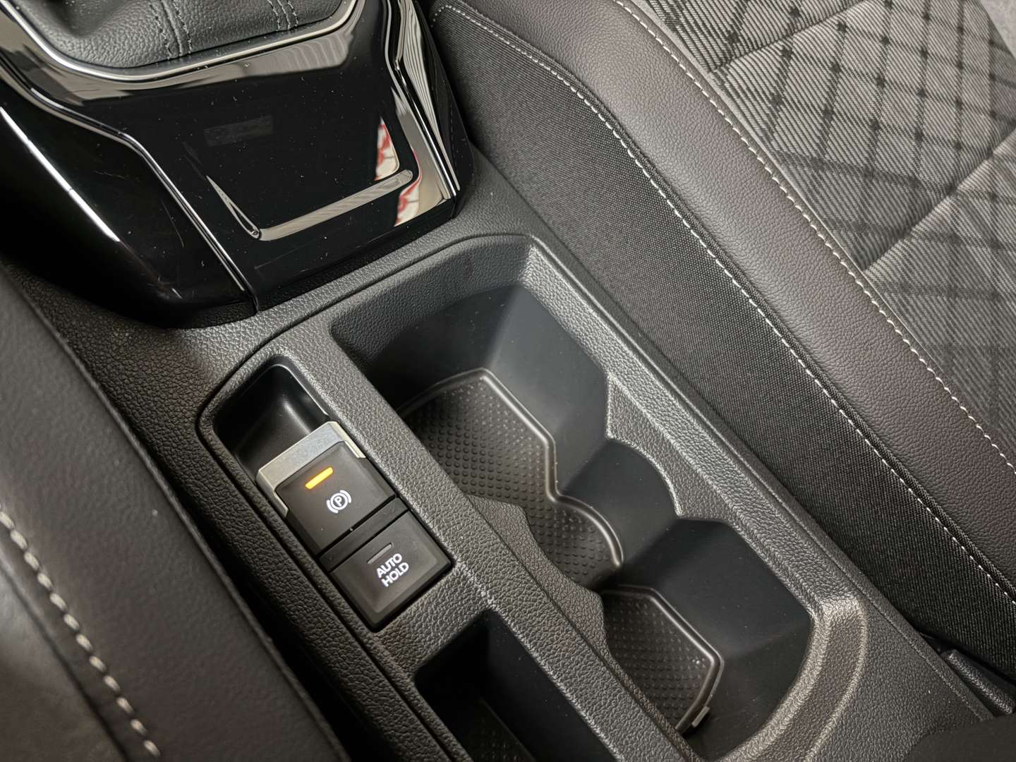 Volkswagen T-Roc R-Line - 2024 - Joinsteer - #30