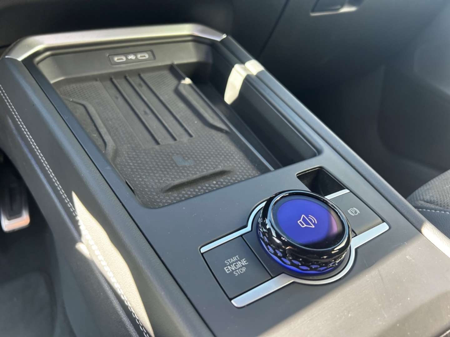 Volkswagen T-Roc R-Line - 2026 - Joinsteer - #12