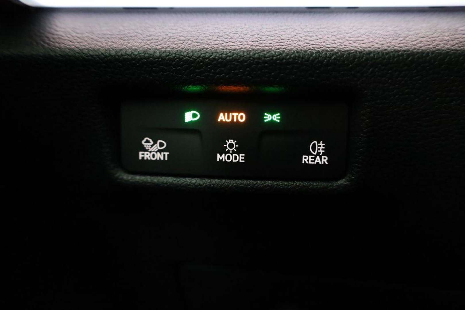 Volkswagen T-CROSS EHybrid Life - 2026 - Joinsteer - #10