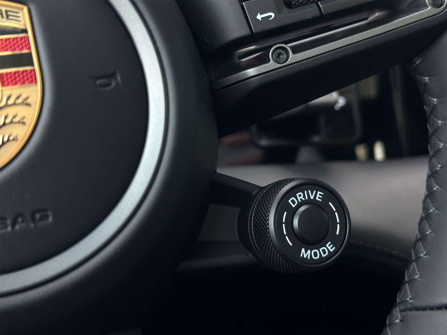 Porsche Taycan 4S Cross Turismo - 2024 - Joinsteer - #13