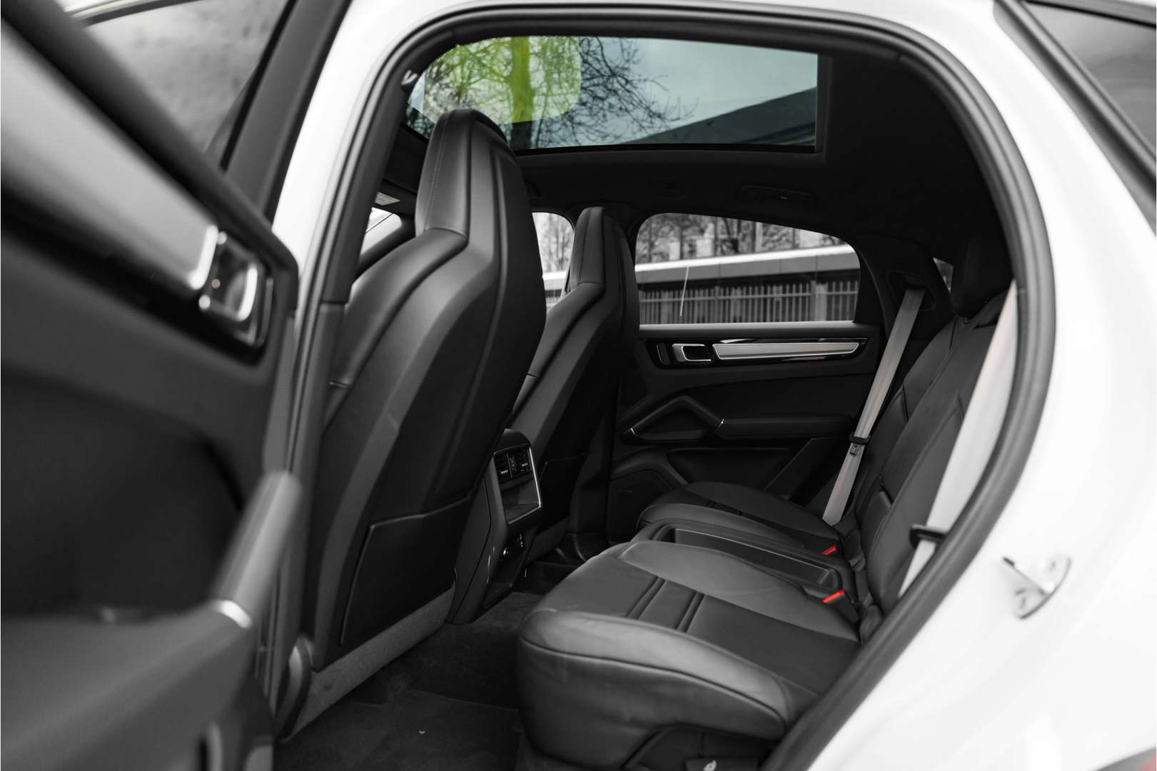 Porsche Cayenne II E-Hybrid Platinum Edition - 2022 - Joinsteer - #18