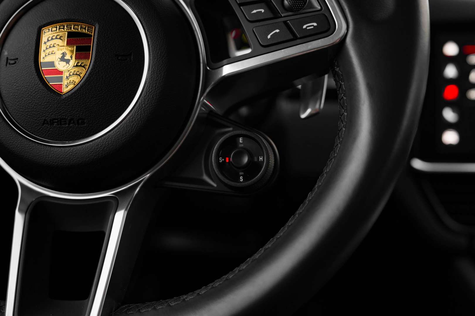 Porsche Cayenne II E-Hybrid Platinum Edition - 2022 - Joinsteer - #24