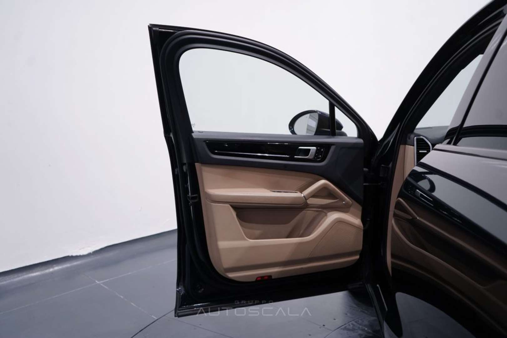 Porsche Cayenne II E-Hybrid - 2020 - Joinsteer - #9