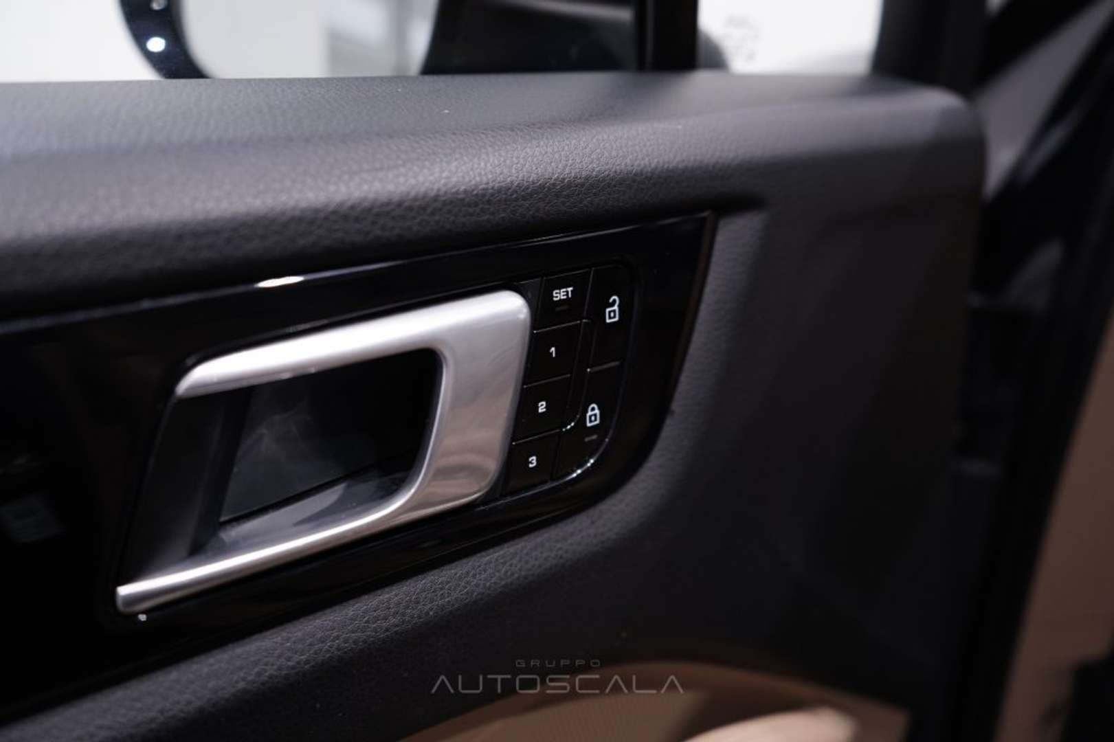 Porsche Cayenne II E-Hybrid - 2020 - Joinsteer - #11