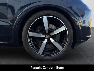 Porsche Cayenne III GTS — photo 23